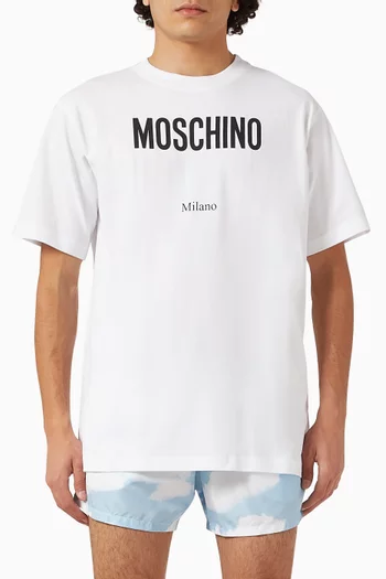 تي شيرت بشعار الماركة قطن