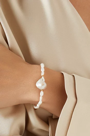سوار فينوس مزين باللؤلؤ مطلي ذهب عيار 18