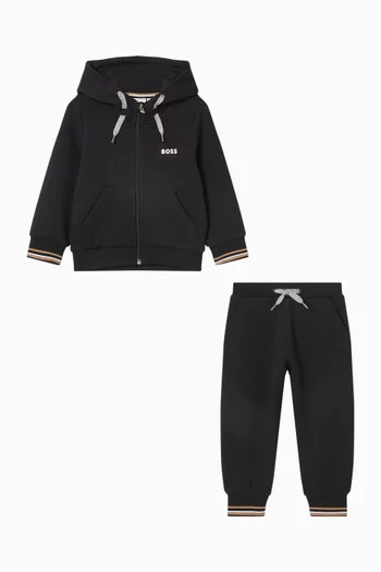 طقم بدلة رياضية بأساور مخططة