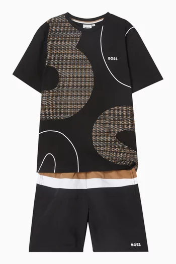 تي شيرت بشعار الماركة قطن