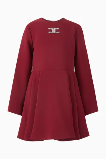 فستان بشعار الماركة مرصع بأحجار راين