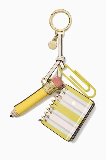 حلية حقيبة بتصميم قلم رصاص جلد