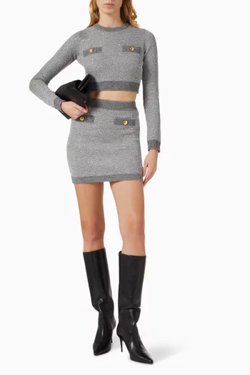 سترة قصيرة مطرزة بالترتر