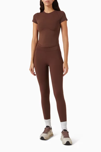 بلوزة ألتيميت بحافة مقوسة