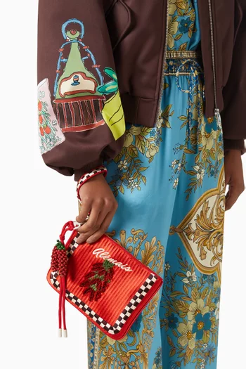 كلاتش كونتيسا بشعار فلفل حار ستان