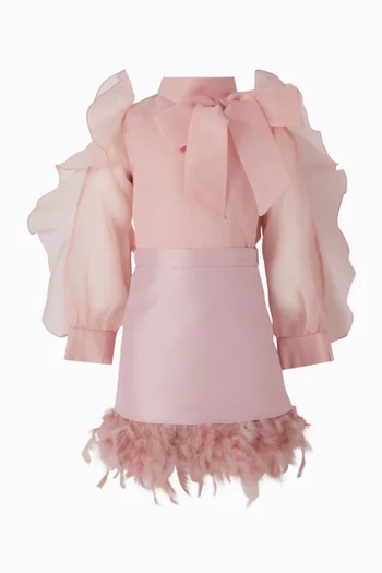 بلوزة برباط بعقدة تول