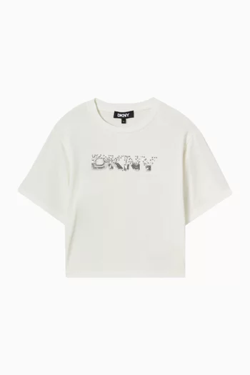 تي شيرت بشعار الماركة مطرز بالترتر جيرسيه