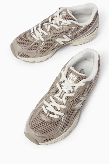 740 Sneakers in Mesh