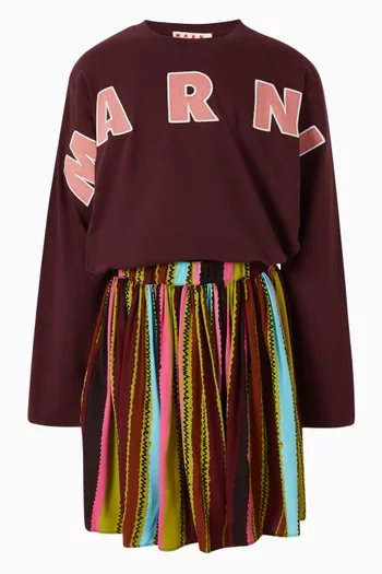 تي شيرت مطرز بشعار الماركة قطن