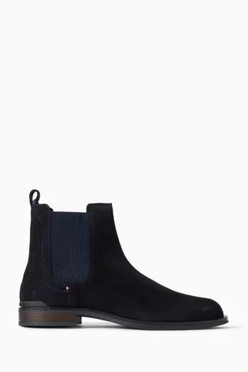 Chelsea Boots in Suede