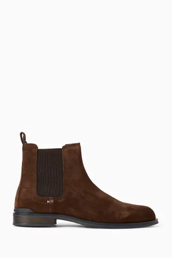 Chelsea Boots in Suede