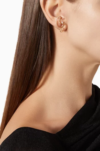 Timeless Diamond Wavy Single Earring in 18kt Gold