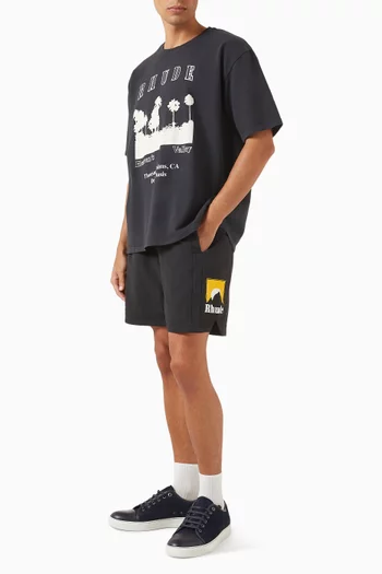 شورت مون لايت بشعار الماركة نايلون