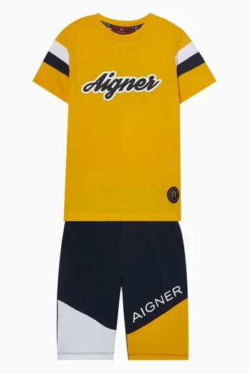 تي شيرت بطبعة شعار الماركة قطن