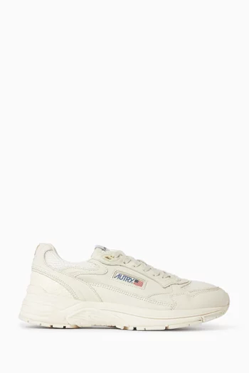 سنيكرز هايبرواي أسفل الكاحل جلد وقماش شبكي