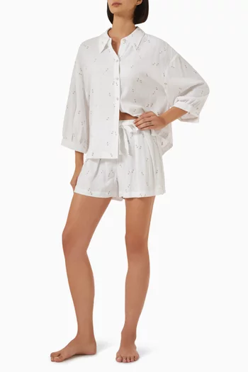 Broderie Anglaise Shorts in Linen Blend