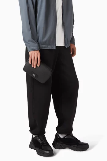 حقيبة دوب بتصميم عملي بحمالة تعليق