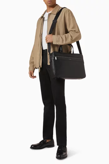 حقيبة كوميوتر بسحّاب جلد صناعي بارز الملمس