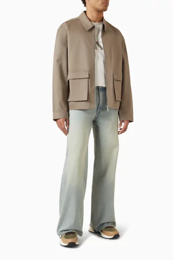 بنطال جينز واسع بتصميم على الخصر