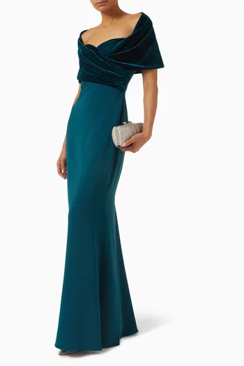 فستان سهرة بكاب درابيه مخمل وكريب