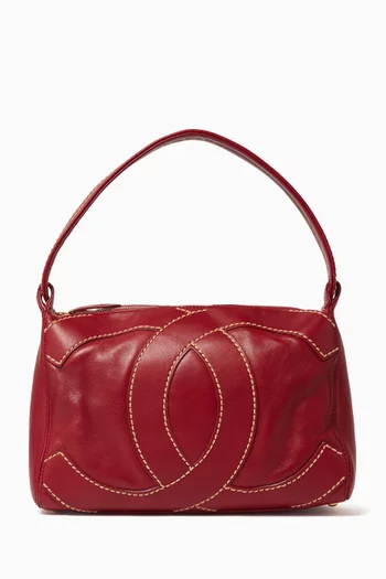 CC Stitch Shoulder Bag in Leather
