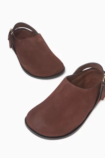 Louis Clogs in Suede