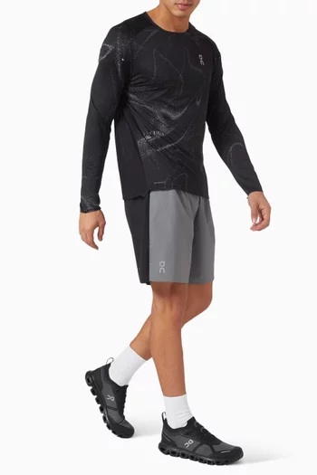 شورت بيرفورمانس قماش عاكس