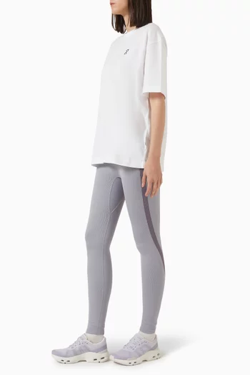 لغينغز ستوديو منسوج