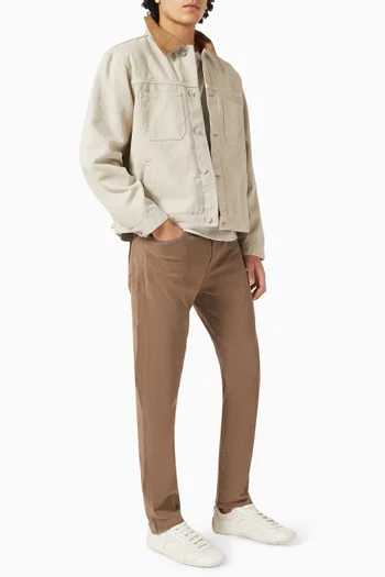 جاكيت بتصميم عملي قنب