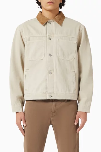 جاكيت بتصميم عملي قنب