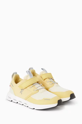 سنيكرز كلاود بلاي قماش شبكي