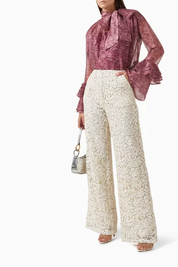 بلوزة كلارا بكشكش