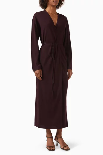 كارديغان بقصة فضفاضة بحزام حرير وصوف مارينو