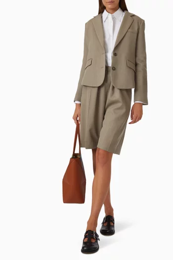 جاكيت بقصة مستقيمة