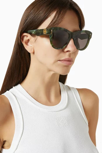 Anagram Butterfly Sunglasses in Acetate