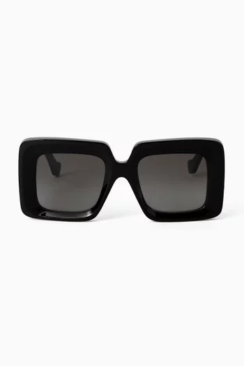 نظارة شمسية بشعار الماركة وإطار مربع أسيتات