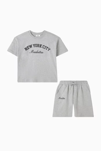 طقم تي شيرت وشورت بطبعة NYC