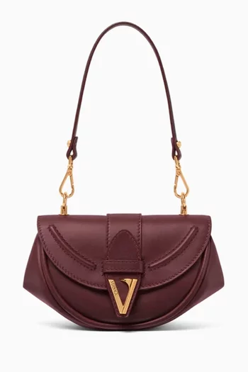 Virtus Small Shoulder Bag in Leather