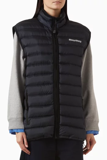 فيست مبطّن بالزغب قماش بونجي