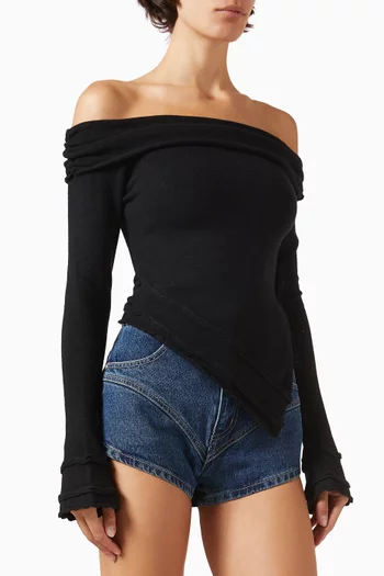 بلوزة سولير بفتحة رقبة بأكتاف مكشوفة مطوية