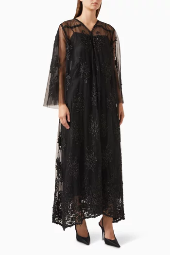 عباية مزينة بالخرز