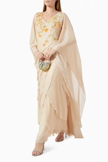 فستان بكاب وتطريزات بالخرز شيفون