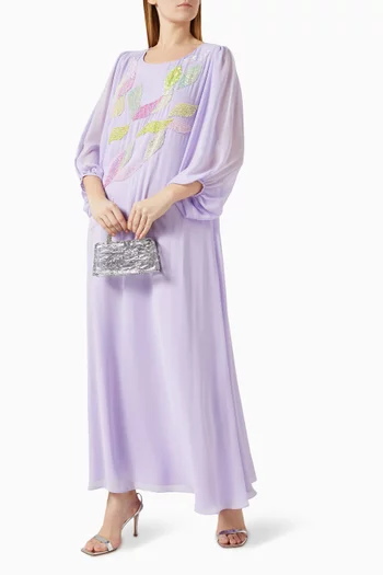 فستان بتطريزات يدوية