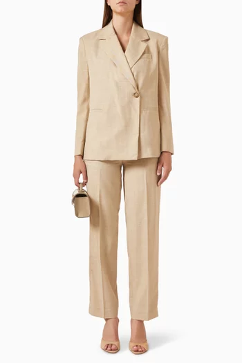 جاكيت يليلنا بتصميم غير متماثل