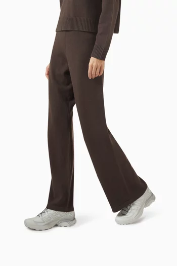 سنيكرز اكس تي-باثواي جور-تيكس