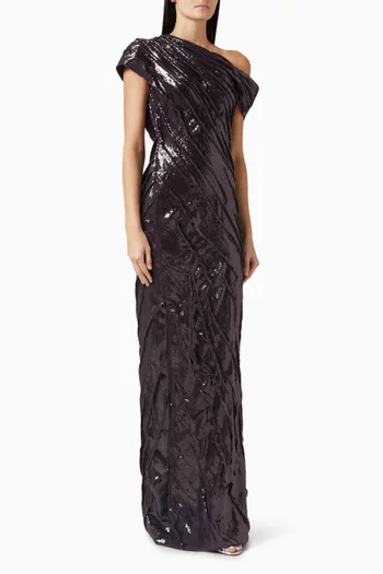 فستان بكتف مكشوف