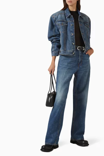 جاكيت رينيه بقصة مربعة دينم