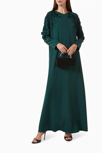 قفطان مزين بزهور بارزة