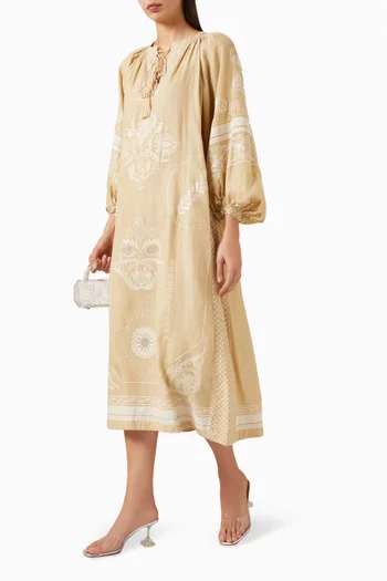 قفطان متوسط الطول بتطريزات ورباط تضييق