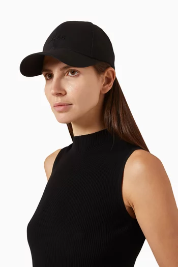 Ari Logo Embroidered Baseball Cap in Cotton